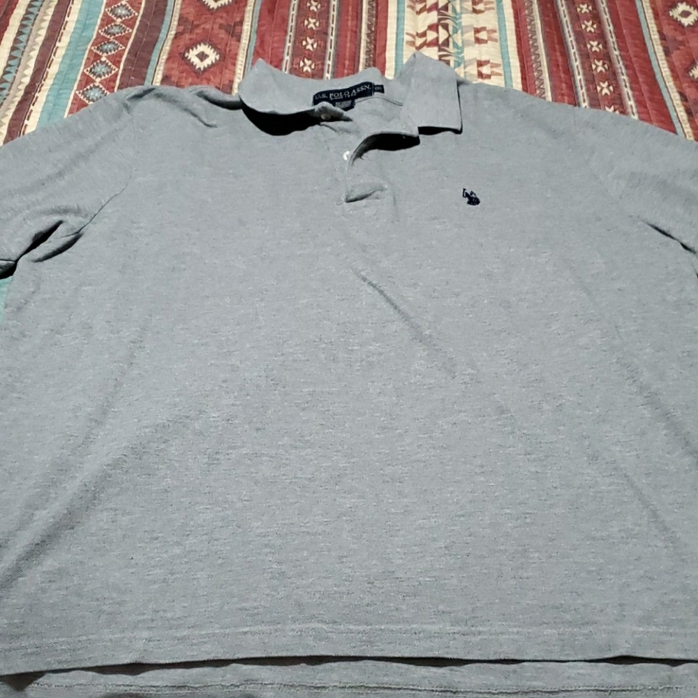 Like new polo shirt